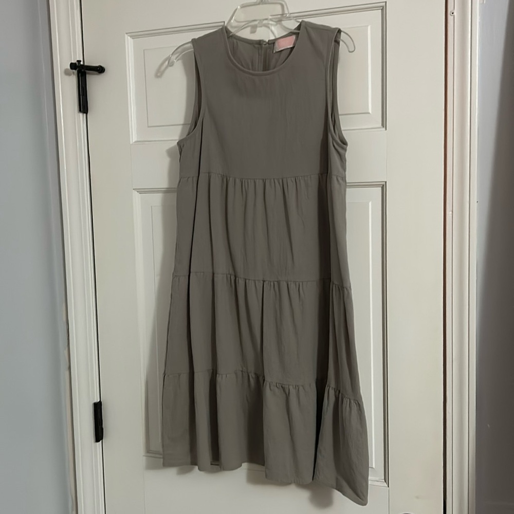 Light to medium grey dress, worn once, size medium, perfect condition